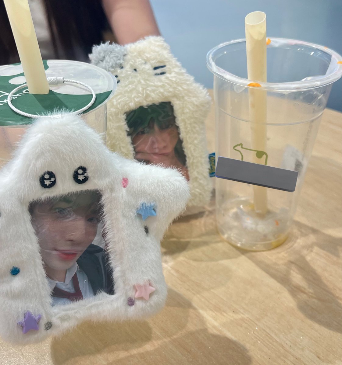 iz ʕ•ᴥ•ʔ (@jakehoonpopper) on Twitter photo Oomf hangout <a href="/seungstache/">젤리❆ evan JAKESLEFTBUTTCHEEK</a> Taehyun birthday i know it’s not enhypen but like that’s cousin yknow Oomf hangout <a href="/seungstache/">젤리❆ evan JAKESLEFTBUTTCHEEK</a> Taehyun birthday i know it’s not enhypen but like that’s cousin yknow