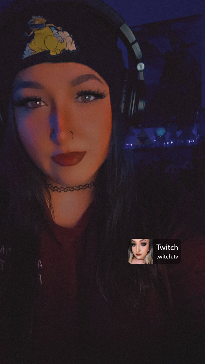Ghost hunting things 👻

twitch.tv/meowizza