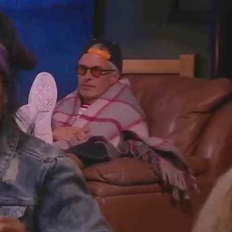 Codmobile_infoo's tweet image. Y así se quiere salvar este señor Diego Soldano? Si se la vive de amargado sin dar contenido que decepción la verdad  #LCDLFAlIStars