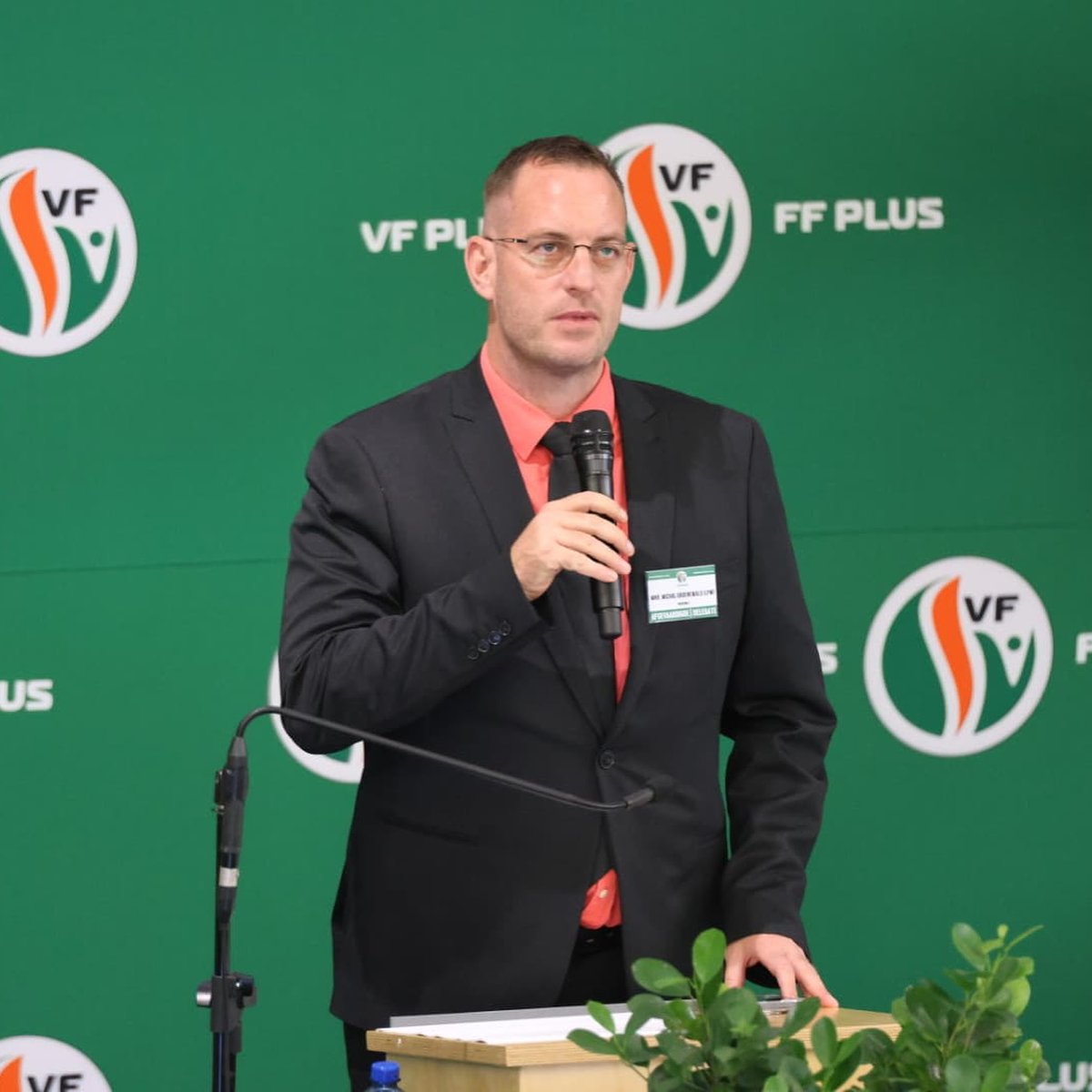 VRYHEIDSFRONT PLUS tweet media