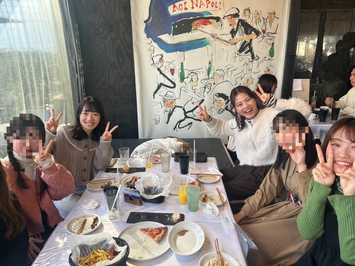 ocum_st's tweet photo. 今日のご飯会には5人の新入生が参加してくれました！
たくさん話せて楽しかったです✨
来てくれてありがとうございます！ https://t.co/4XOqPonQRf