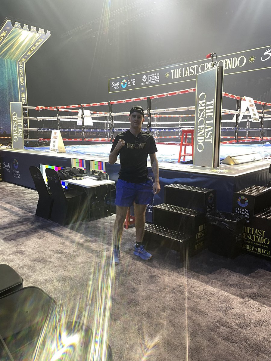 richardsmith01's tweet photo. Wee bit of promotional material for the best fight store on the planet. @secondsout_ https://t.co/L6ciz5yyMA