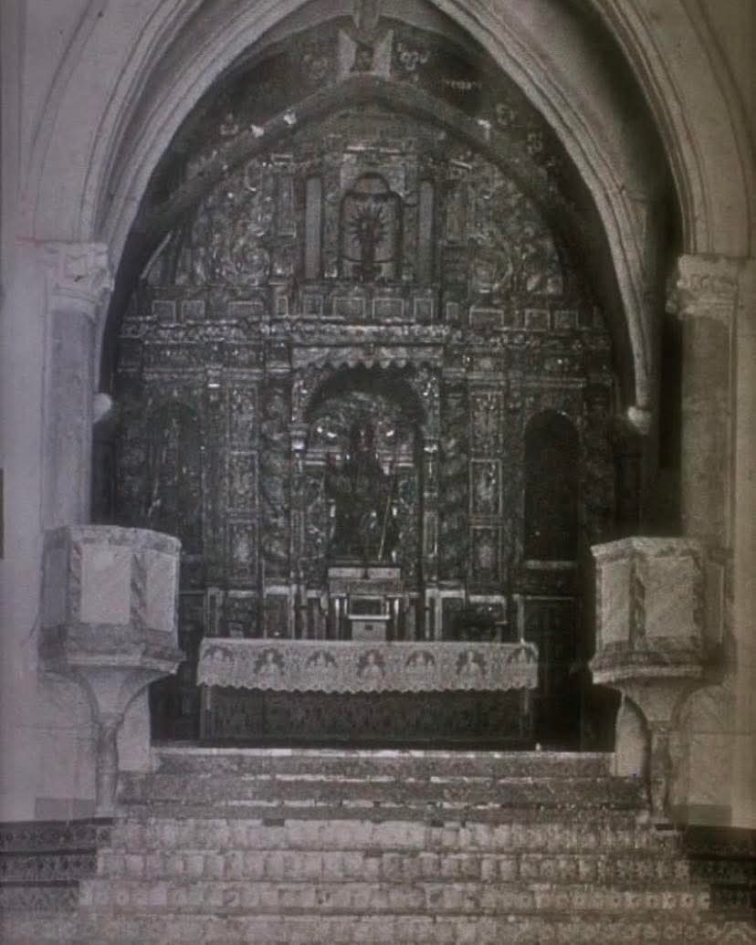Chema0206's tweet photo. #SanlúcarlaMayor

⛪ Hoy, tras un año y siete meses de restauración y 49 años cerrada al culto, reabre la Parroquia de San Pedro de Sanlúcar la Mayor, el antiguo castillo almohade del Aljarafe.

🧵 ¡Hilo hilo! https://t.co/j70UaJr6aC