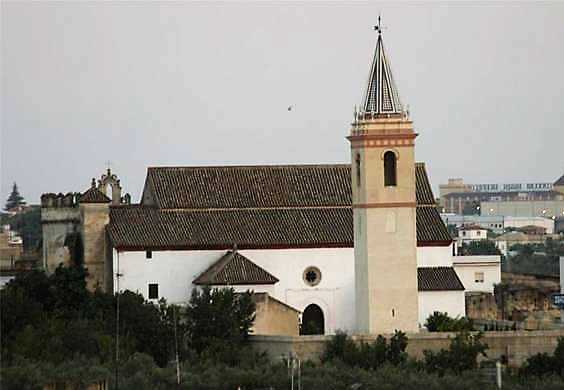 Chema0206's tweet photo. #SanlúcarlaMayor

⛪ Hoy, tras un año y siete meses de restauración y 49 años cerrada al culto, reabre la Parroquia de San Pedro de Sanlúcar la Mayor, el antiguo castillo almohade del Aljarafe.

🧵 ¡Hilo hilo! https://t.co/j70UaJr6aC