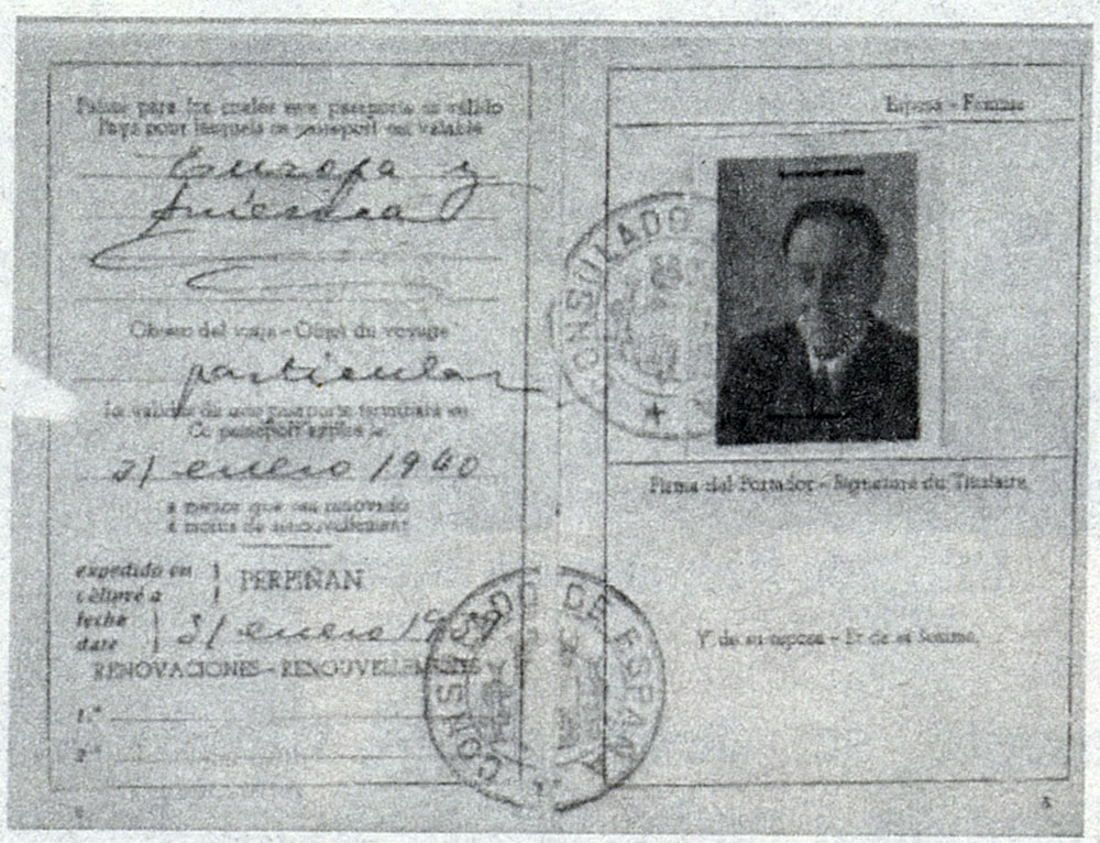 Un día como hoy de 1939 murió Antonio Machado en el exilio. Este fue su último pasaporte.