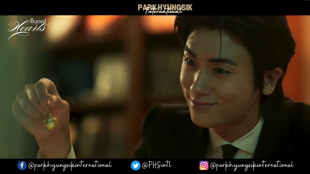 PHSintl's tweet photo. 250221 Buried Hearts Episode 1.

#ParkHyungsik #박형식 #HongHwayeon #홍화연 #BuriedHearts #보물섬 #BuriedHeartsEp1 https://t.co/zPLH2OoJqk