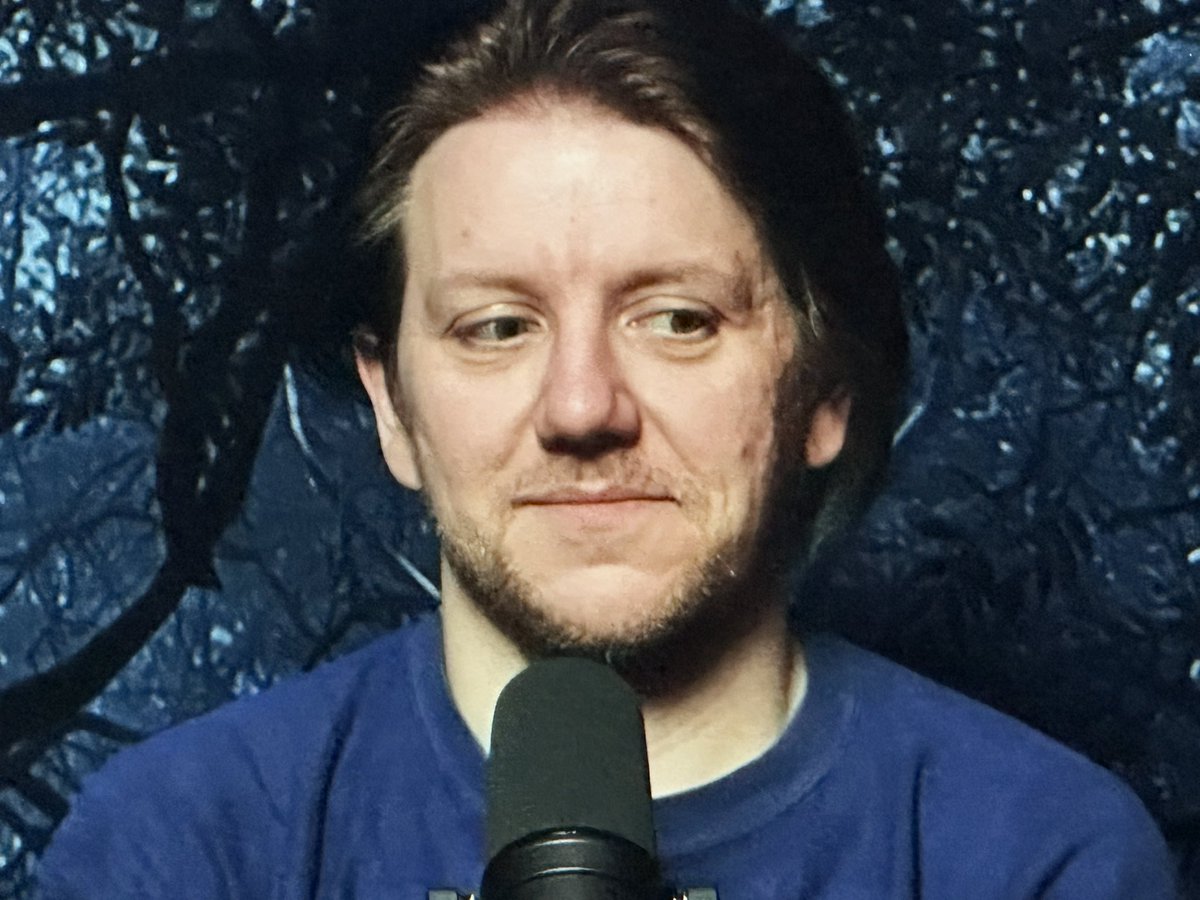 AlexHartley20's tweet photo. @RKGvideo The face of a man that made a smutty joke that went under the radar…… 🤣🤣🫶 https://t.co/xQpozV57xz