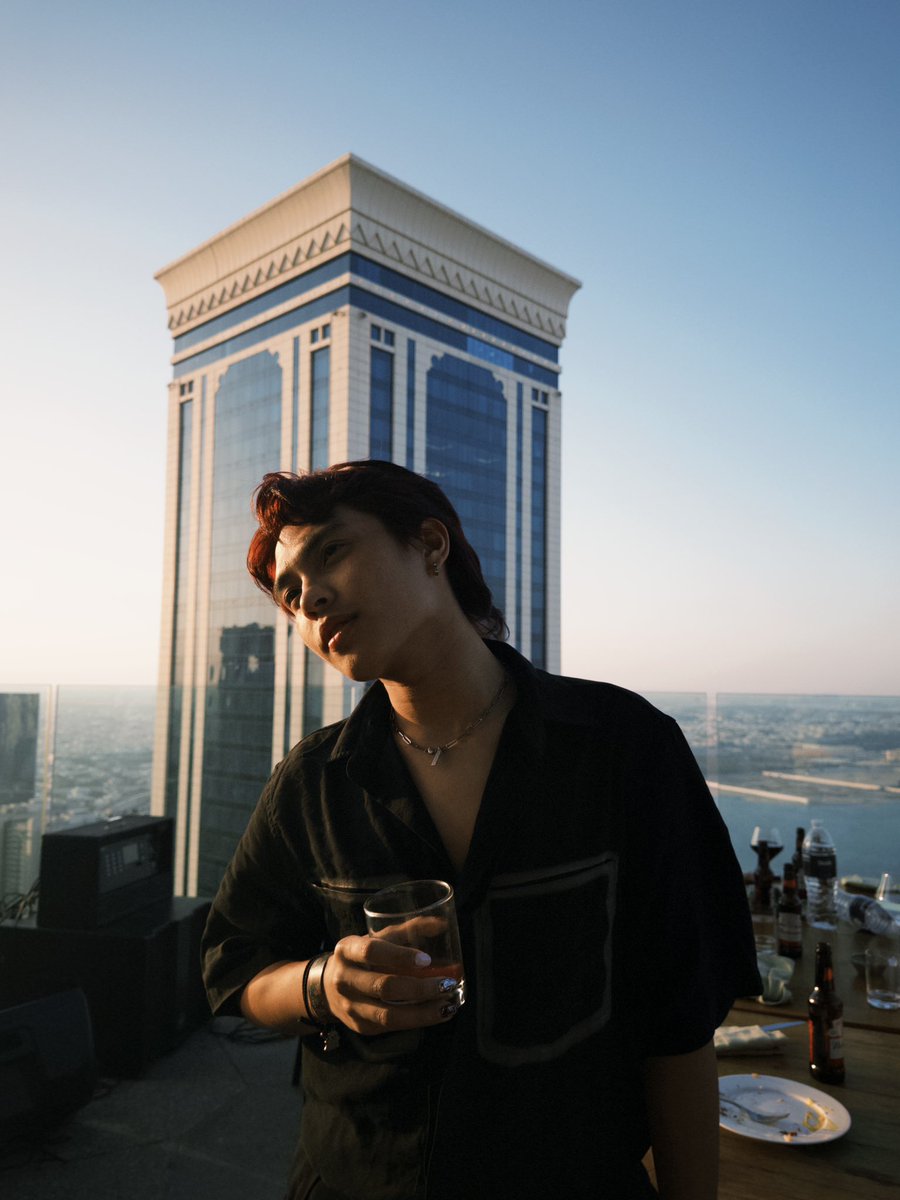 gianbernardino_'s tweet photo. sunsets get jealous when i stare at u https://t.co/xwyl3Kd2vG