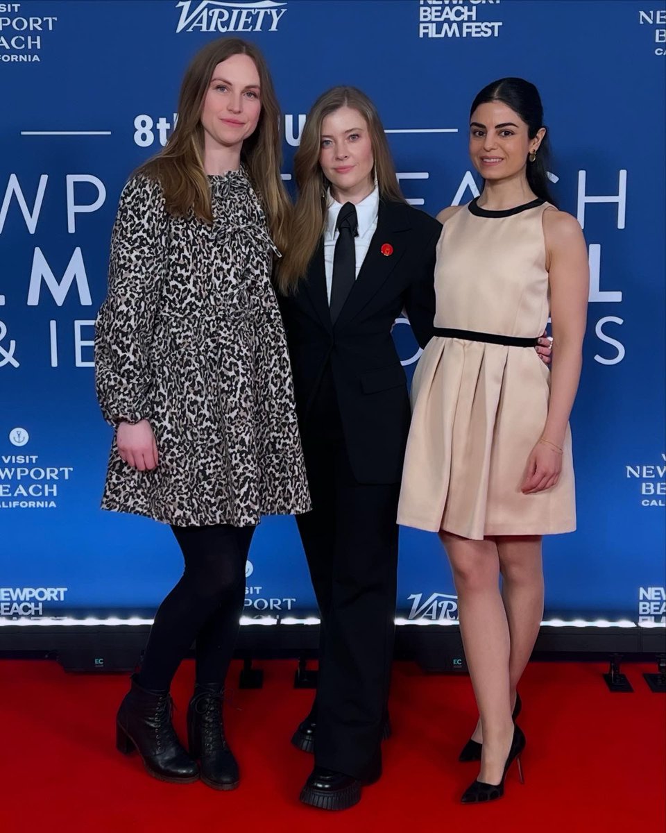 GAYCORNS!! 💕 Tune in for Jen &amp; Aliona's stream tomorrow, Feb 23rd at 5.30PM GMT. This will be the last stream for a while as they'll be travelling to cons in the US! They'll return about halfway through March.

See you there! 👋🏻

P.S. here's that pic of Jen in the suit again 😍