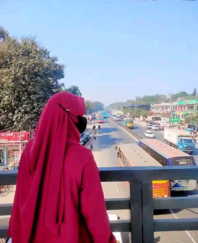 الفاظ کا تعلق جذبات سے ہوتا ہے۔ جذبات بدل جائیں تو الفاظ بے معنی ہو جاتے ہیں۔ پھر وہ دلوں کو متاثر نہیں کر سکتے۔ 🥀🖤✨

__🥀♥️ 
#شانزہ