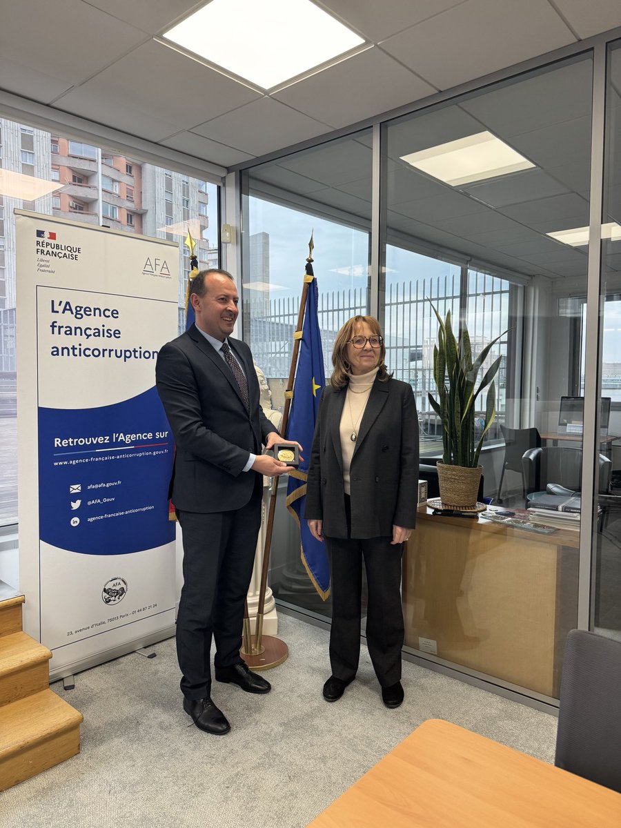 📢 Productive visit to <a href="/AFA_Gouv/">AFA</a>!
On Feb 20, our delegation met with AFA Director Isabelle Jegouzo to exchange best practices on corruption prevention. Grateful to @EPAC_EACN for supporting this initiative!
#AntiCorruption #GoodGovernance 🇽🇰🇫🇷