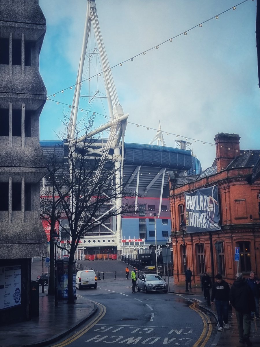 MattsWanderings's tweet photo. Game day. Just been into town. This is gonna feel like a home game for Ireland.

It's like cork, not cardiff. Thousands over https://t.co/ODucyxgh79