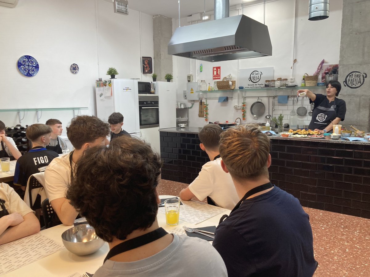 St Gabriel's MFL & EAL (@bencomo2) on Twitter photo En la cocina π«π₯π§βπ³π₯β¦<a href="/STOC_CAT/">St Teresa of Calcutta CAT</a>β© β¦<a href="/StGabsBury/">St Gabriel's RC High School</a>β© En la cocina π«π₯π§βπ³π₯β¦<a href="/STOC_CAT/">St Teresa of Calcutta CAT</a>β© β¦<a href="/StGabsBury/">St Gabriel's RC High School</a>β©