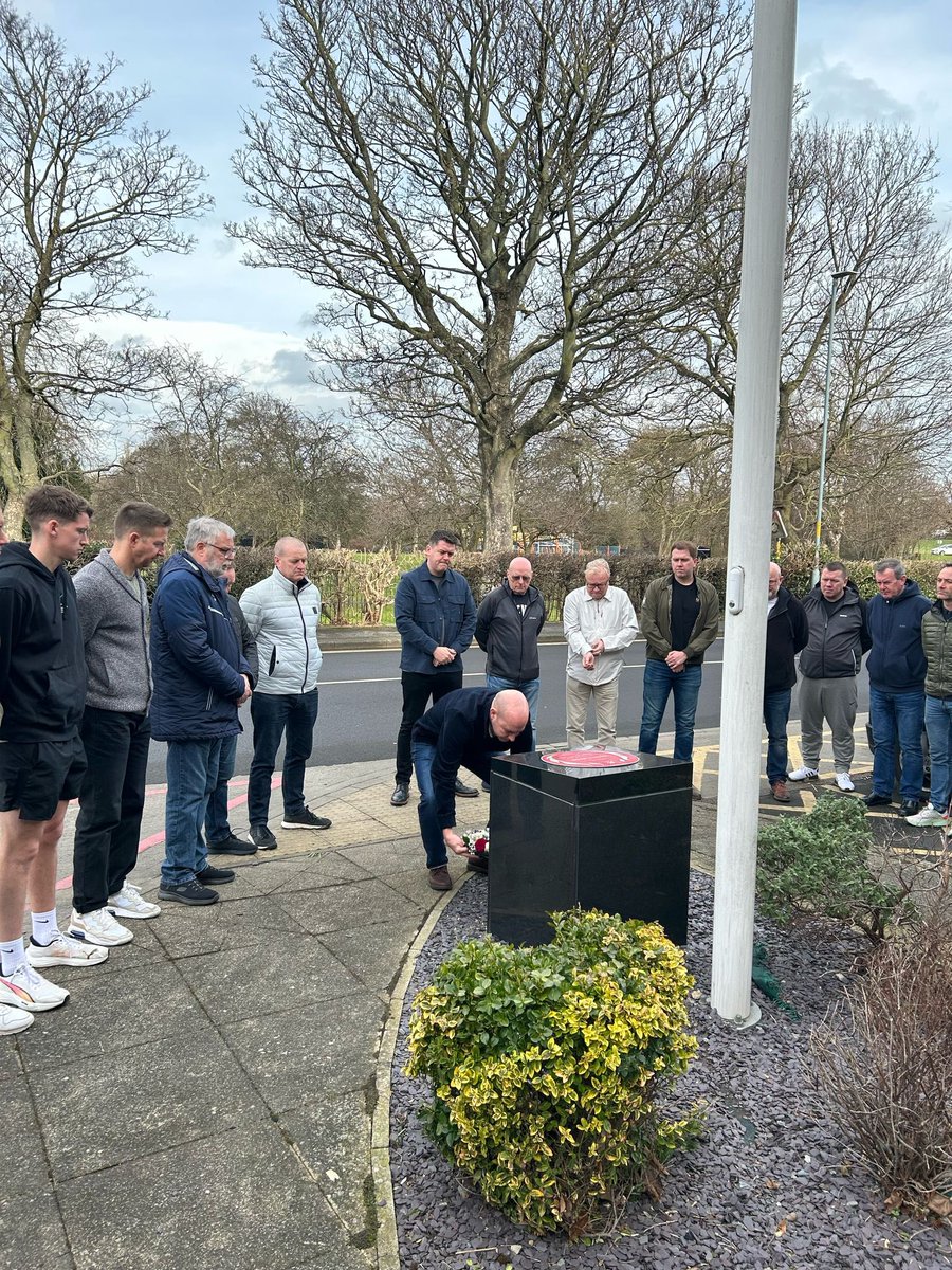 karl_wager's tweet photo. My last ever @FBUCleveland brigade committee meeting. What a way to sign off as chair of this great committee by addressing the committee at the annual Ronal Dixon Memorial Day. 
@fbunational red plaque scheme is a poignant reminder of the risks Firefighters face. #weremember https://t.co/sHqsumt5EA