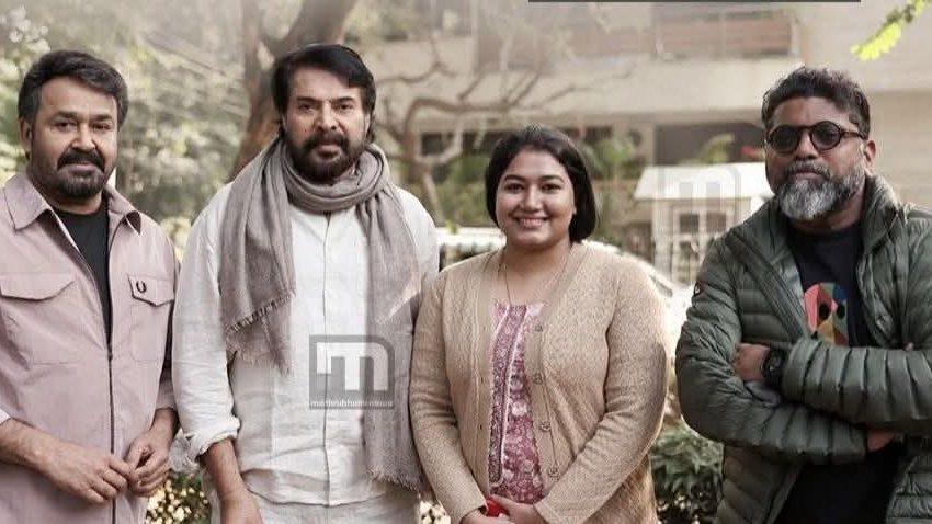 MammoottyFC369's tweet photo. New  Stills From Location of Mahesh Naryanan Movie ‼️‼️

#MMMN  😍😍 https://t.co/hfgfhFDqxL