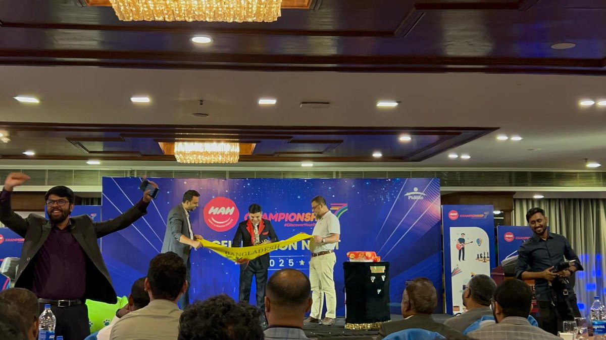 magiceventbd's tweet photo. 🌹Celebration night 🪄Magic Show with famous Magician Omar Sharif! 🏩Sarina Hotel, Dhaka, BD🇧🇩.
🏣Pidilite Speciality Chemicals Bangladesh LTD.
#Corporate_Party_Celebration #Magic_show #Picnicparty2025 #Familyday2025 #Most_Young #Magic_Performer #Magician_Omar_Sharif #Bangladesh https://t.co/vY2wpgSY8F