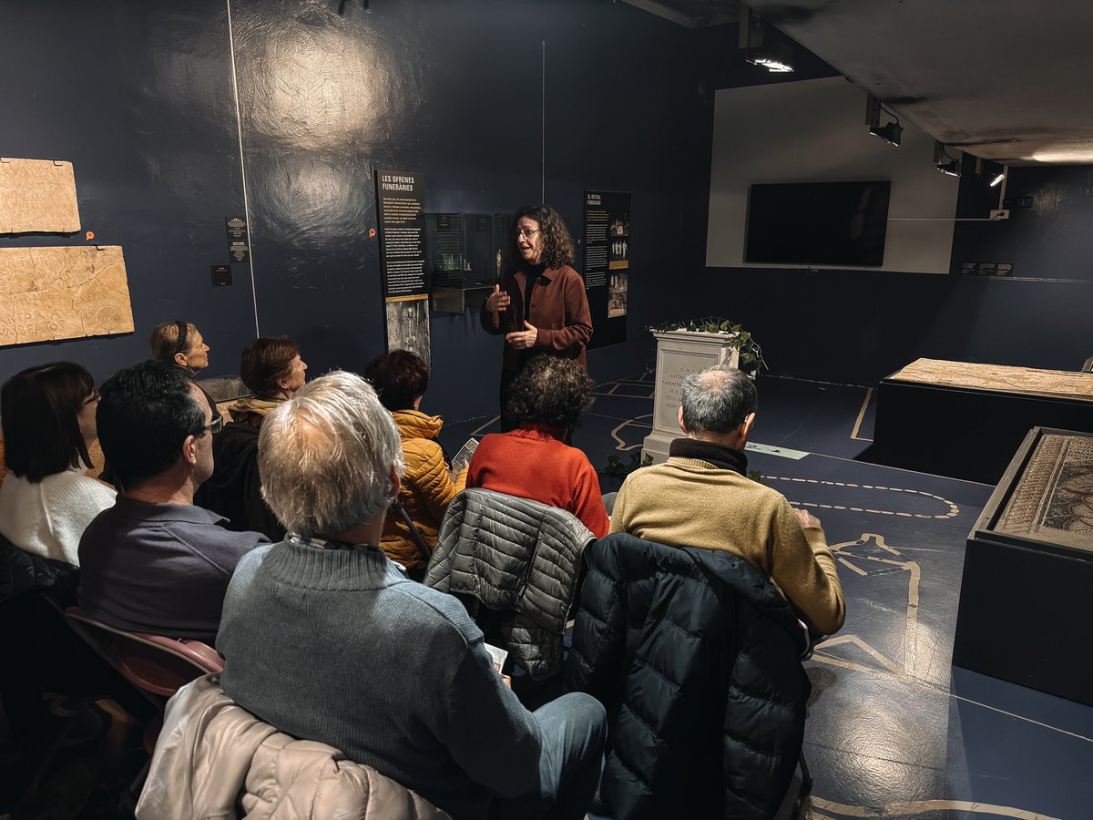 🪦🏛️Aquest dissabte al matí, dins de la programació de les Jornades de Comiat de la Necròpolis de Tàrraco, el Grup de Reconstrucció Històrica <a href="/ThaleiaTgn/">Thaleia.</a> representa el monòleg "TITUS MANILIVS. DESIGNATOR. Dignificant la mort".

📌 Programació Jornades: mnat.cat/activitats/