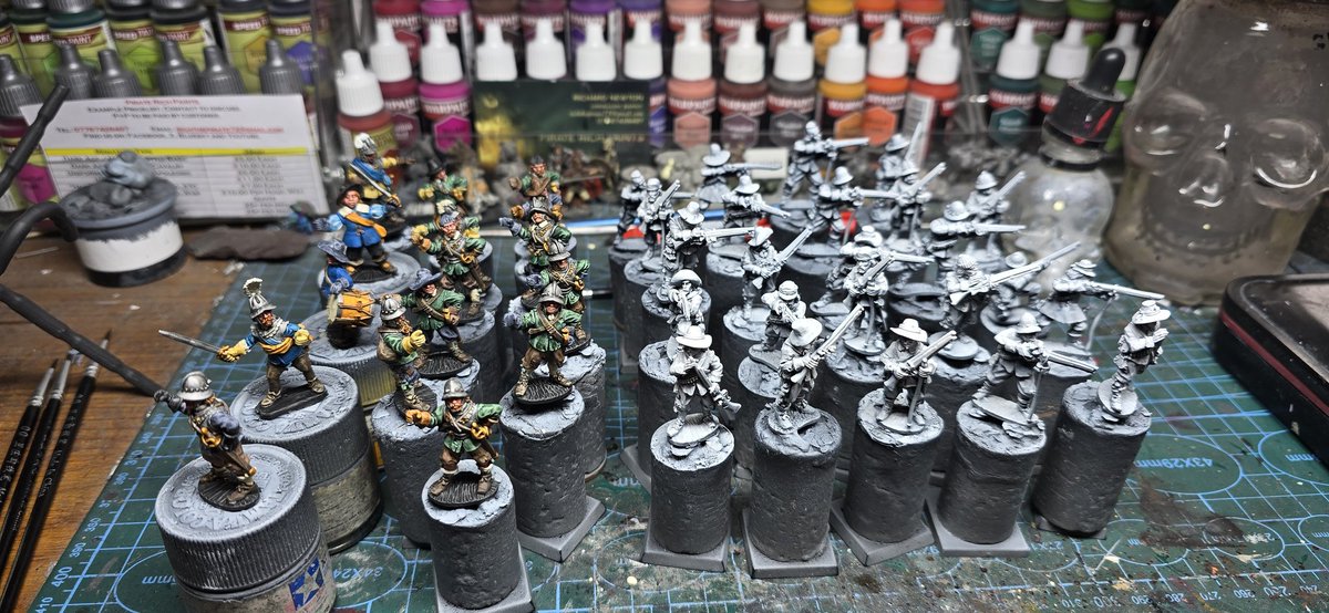 PaintsPirate's tweet photo. Another batch ends a new begins #miniaturepainting https://t.co/zyfZs8xBrr