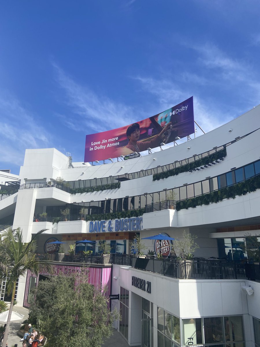 tea_jade_leaves's tweet photo. YA’LL JIN IS ALL OVER THE OVATION HOLLYWOOD SHOPPING CENTER/DOLBY THEATRE?!!💀💀💀💀💀💀💀 @BTS_twt @bts_bighit https://t.co/vIuzM6fyNU