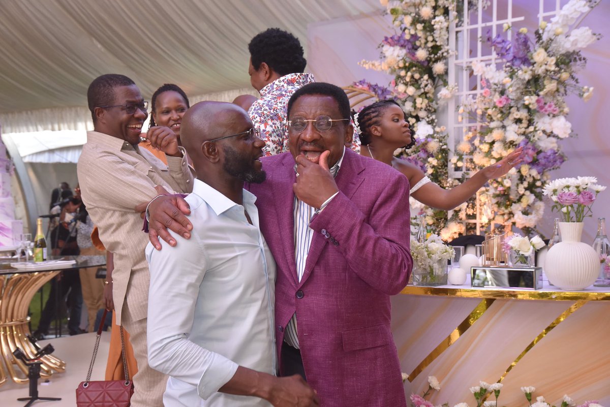 SamuelAtandi's tweet photo. Happy birthday Siaya Governor ⁦@orengo_james⁩! Wishing you a long &amp; prosperous life! https://t.co/1Cx89YZTil
