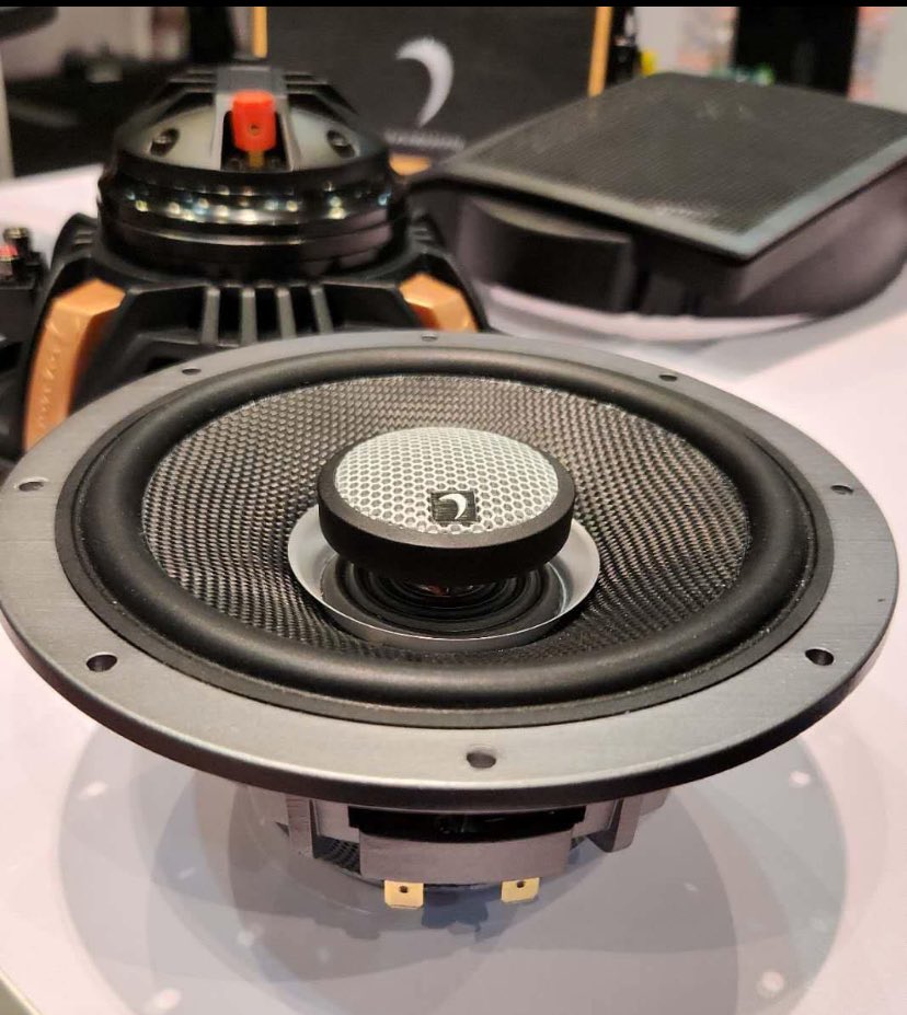 Artmobil1988's tweet image. Scopri una nuova esperienza di ascolto con a bordo i sistemi audio Diamond Audio. Vieni a trovarci in uno dei Centri Custom Diamond Audio Specializzati in Italia. 
#MotorcycleAudio #Caraudio #MotorSportAudio #MarineAudio
👉@Artmobil1988  @Baggeritaly1