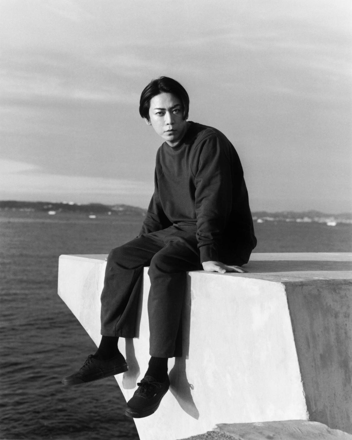激安通販新作 ロゴ AMIRI 亀梨和也着用 ブラック ジーンズ off snap パンツ