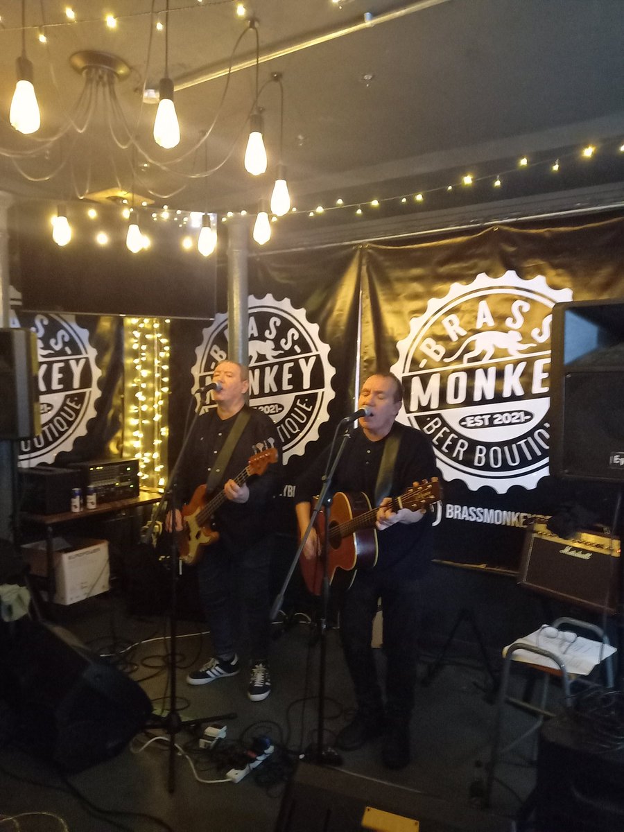 philrobson60's tweet photo. Fantastic night watching @RealPeopleband #brassmonkey #Guisborough https://t.co/OfFNmOJ9pH