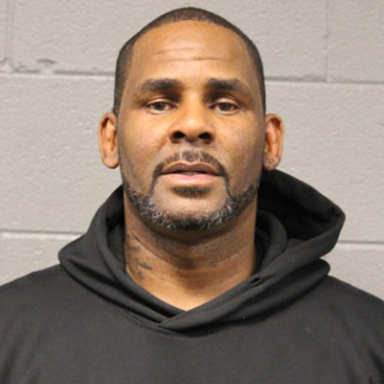 PeopleOfTheInt's tweet photo. New prison photos of actor and RnB singer R. Kelly has surfaced online. https://t.co/TDL23JCGkW
