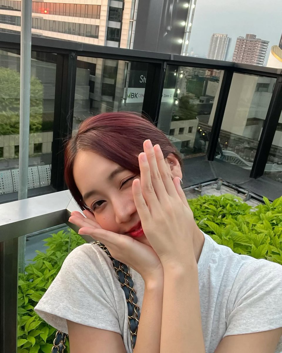 ; ยัยไออรุณเวอร์ชั่นไม่ติดแกลม (?)