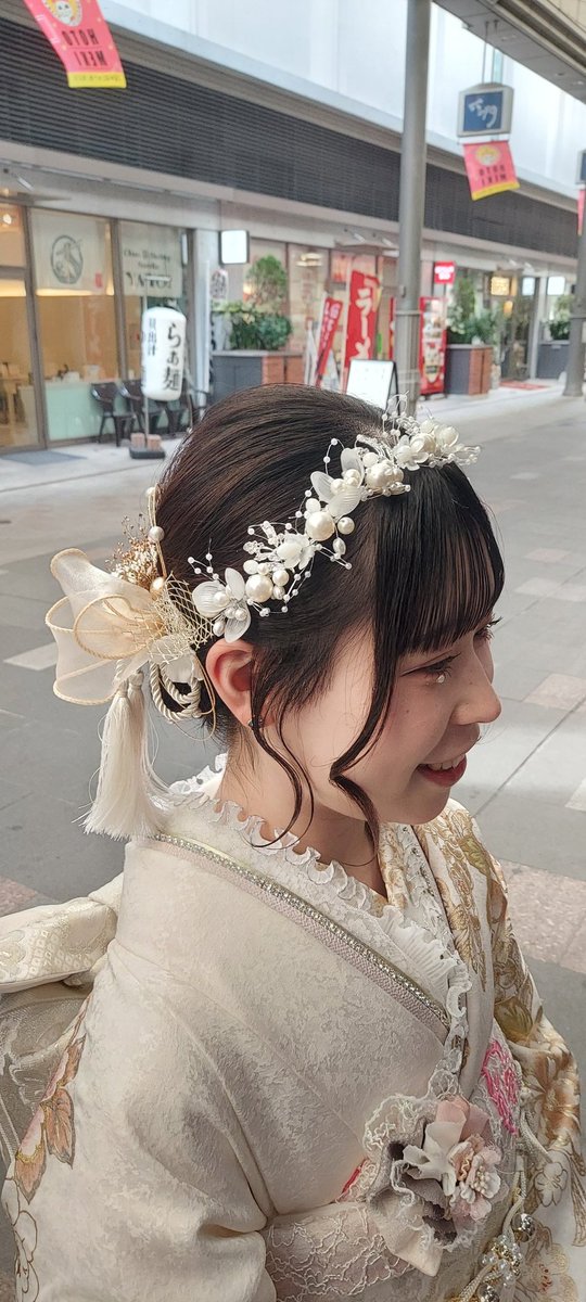 成人式の前撮りしてきましたー！！
振袖も髪型もこだわってめっっっちゃ可愛くしてもらって超ハッピー❤