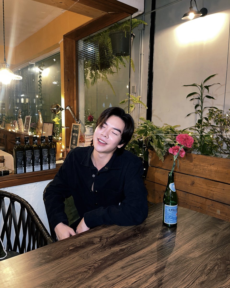 babe_in_'s tweet photo. 📷🤳🍽️✨ #babiibabe https://t.co/bydUjQyZHA