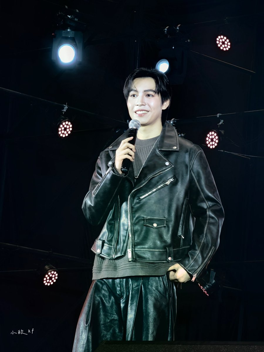 xiaooukf's tweet photo. 帅气！可爱！超迷人

FIRST x FPinQingdao 

#FirstFunPartyinQingdao https://t.co/TCC1P2SqrC