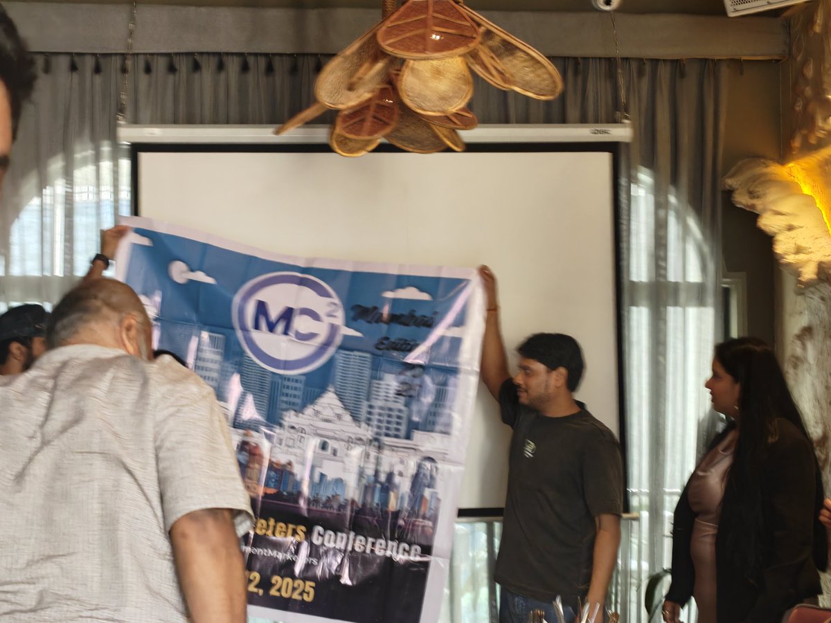 augvcor's tweet image. Thank you, @TrailblazerEsha for an awesome @slack_community #SlackCommunity. Great to hear about the latest @SlackHQ updates