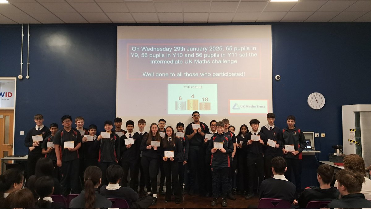 CompMathsOlchfa's tweet image. Brilliant week celebrating success with Y9,Y10, and Y11 @Olchfaschool. Excellent results in this year's @UKMathsTrust Intermediate challenge! Overall, 12 🥇18🥈61🥉and lots of Maths enjoyment! Well done to everyone who participated!