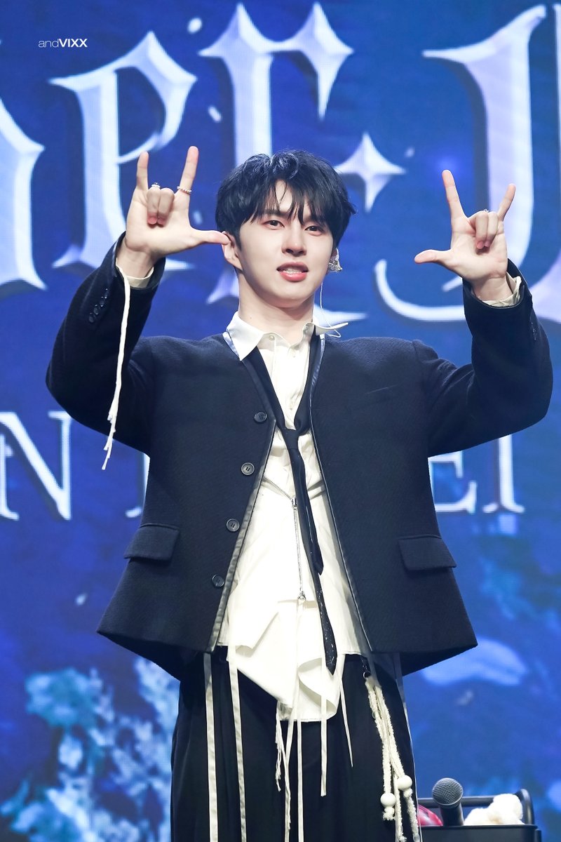 250216 원더랜드 대만 낮공 #빅스 #VIXX #KEN #켄 #이재환 <a href="/jaehwany0406/">VIXX_KEN</a> #고스트베이커리 #PUZZLE #시나브로

💛