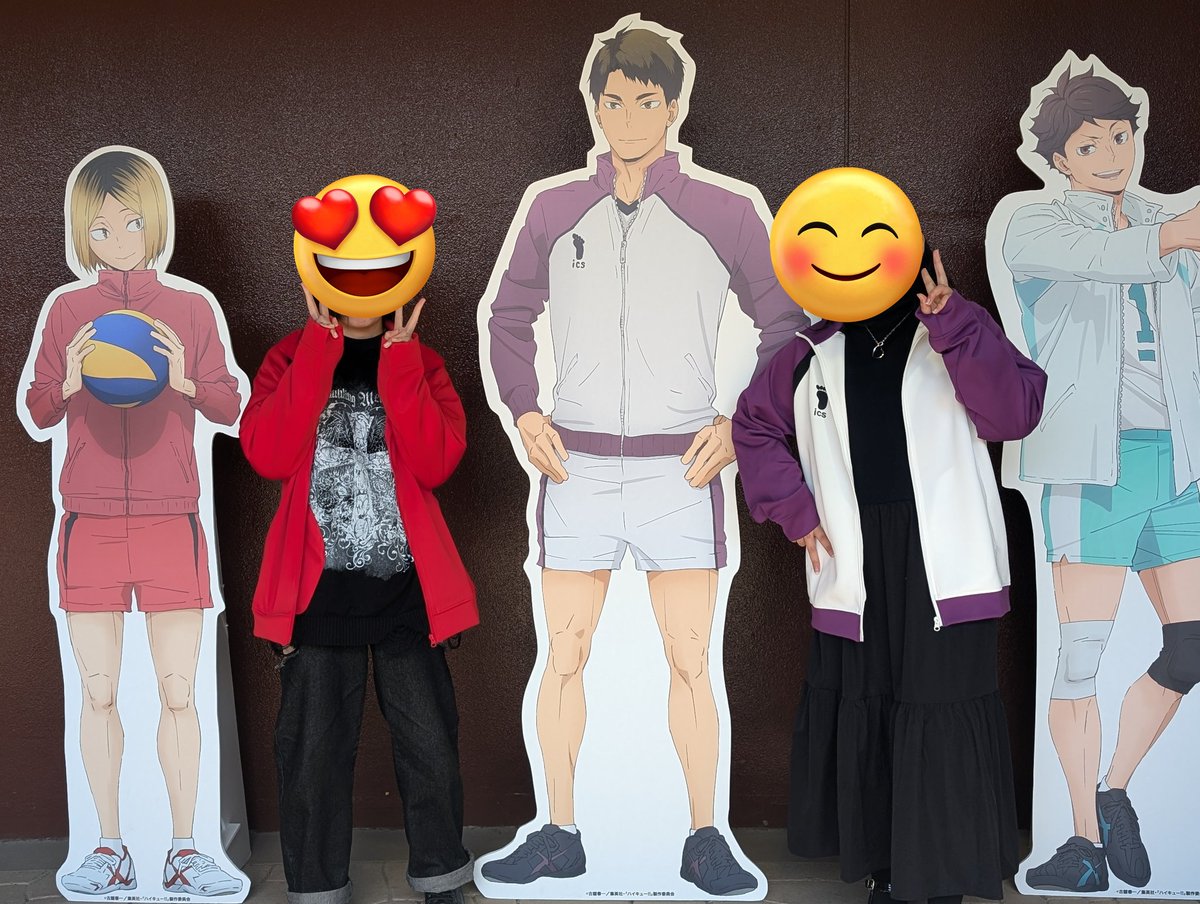 kohanatsu5747's tweet photo. ひらパーのハイキュー展行ってきた！
誰？アクスタ置くとこないから絶対買わん言うた奴 https://t.co/5h64qDtkXm