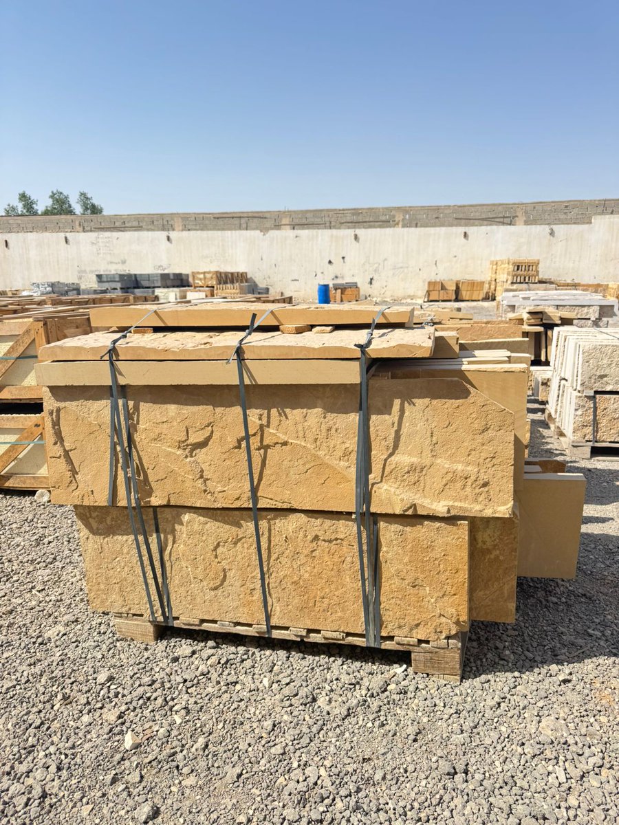 #حجر #نساح #الحوطة #واجهات #رخام يتوفر لدى الواجهات المميزة حجر اصفر الحوطة والقصيم بانواعه المسنفر والمجلي والبوشردة والمنحوت ووجه الجبل بكافة المقاسات وبافضل جودة متوفرة للتواصل مع المبيعات 0551479561       wa.me/966551479561