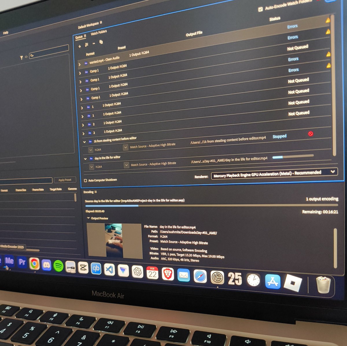Karthikeya353's tweet photo. Rendering after a big project is like submitting an exam relief, but also praying nothing goes wrong. Do you agree? 😂
 #VideoEditing #FinalRender https://t.co/lVQxV9Hr0i