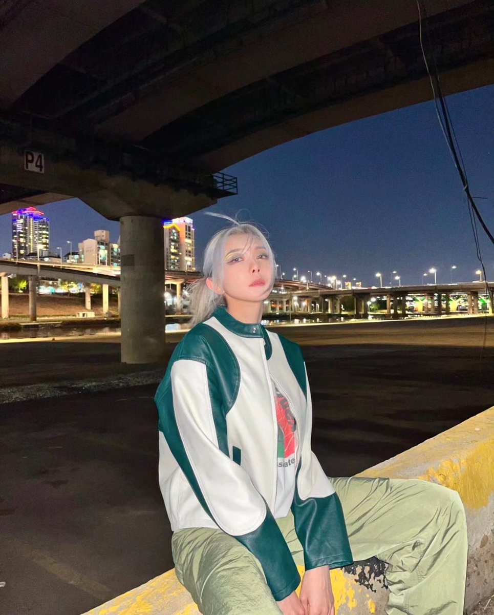 dami snaps (SLOW UPDATES) tweet media