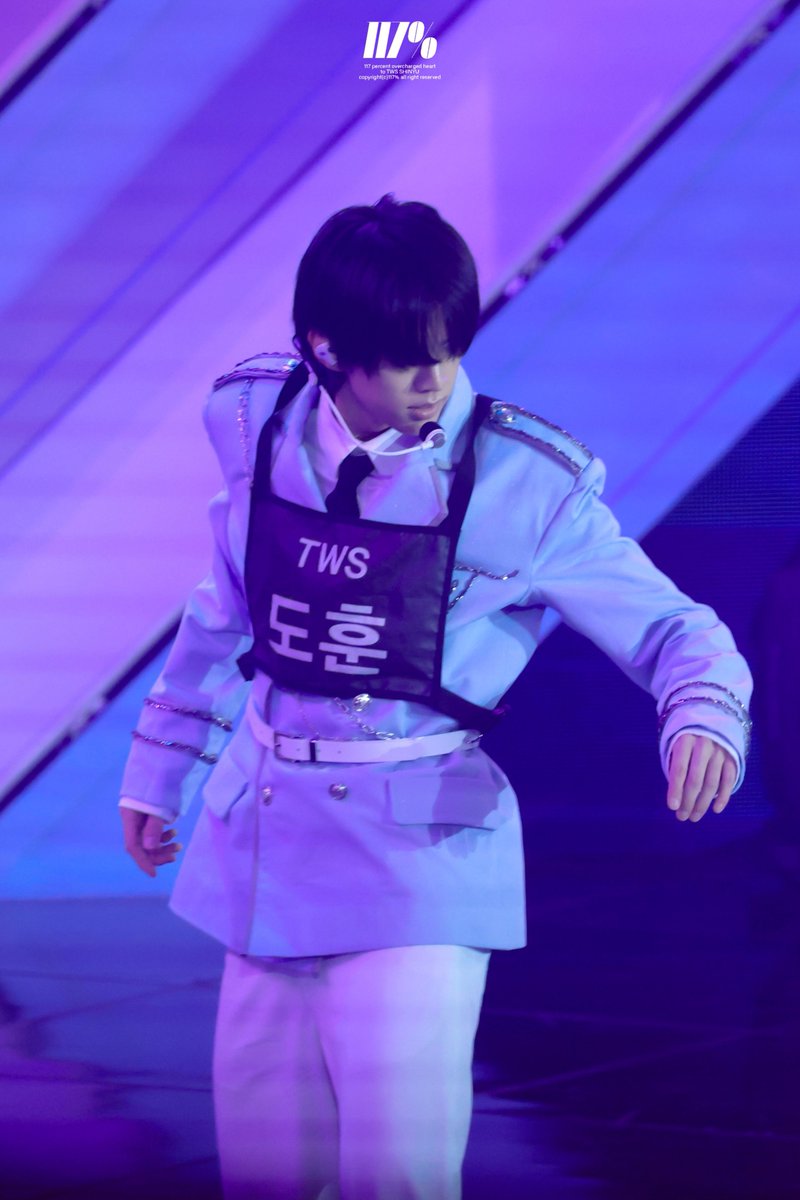 KDH_Global's tweet photo. 240222 | Dohoon at 2024 D-Awards

#DOHOON #도훈 #TWS #투어스 #247WithUs @TWS_PLEDIS https://t.co/dQS2hg8oFa