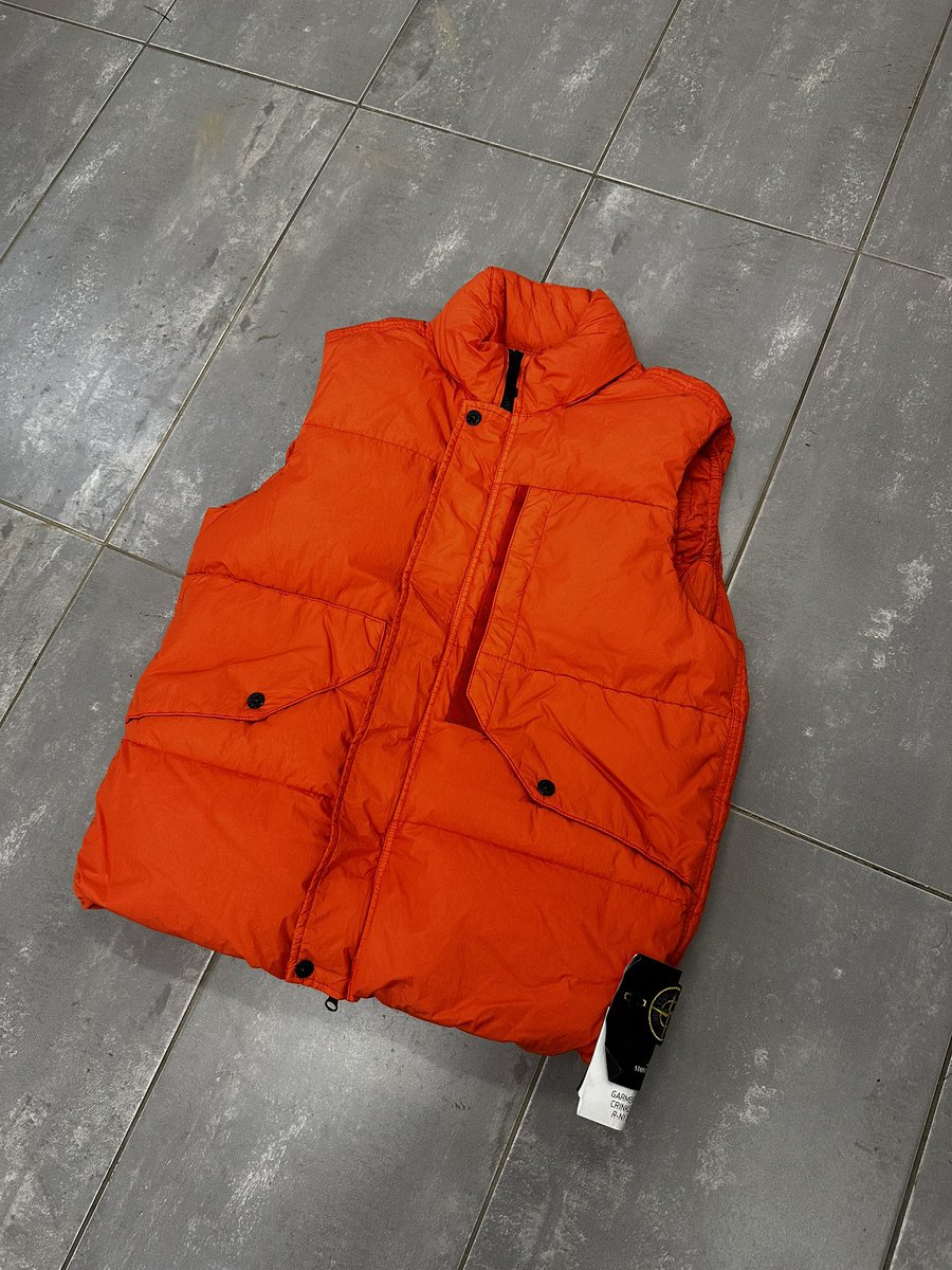 Distinctive Menswear UK (@distinctivegb) on Twitter photo If Marcus Rashford scores first today in the Aston Villa v Chelsea game, weโll give away a Stone Island Gilet worth ยฃ715! ๐โฝ๏ธ
Retweet & Follow <a href="/DistinctiveGB/">Distinctive Menswear UK</a> to enter!
Good Luck ๐๐ป๐ If Marcus Rashford scores first today in the Aston Villa v Chelsea game, weโll give away a Stone Island Gilet worth ยฃ715! ๐โฝ๏ธ
Retweet & Follow <a href="/DistinctiveGB/">Distinctive Menswear UK</a> to enter!
Good Luck ๐๐ป๐