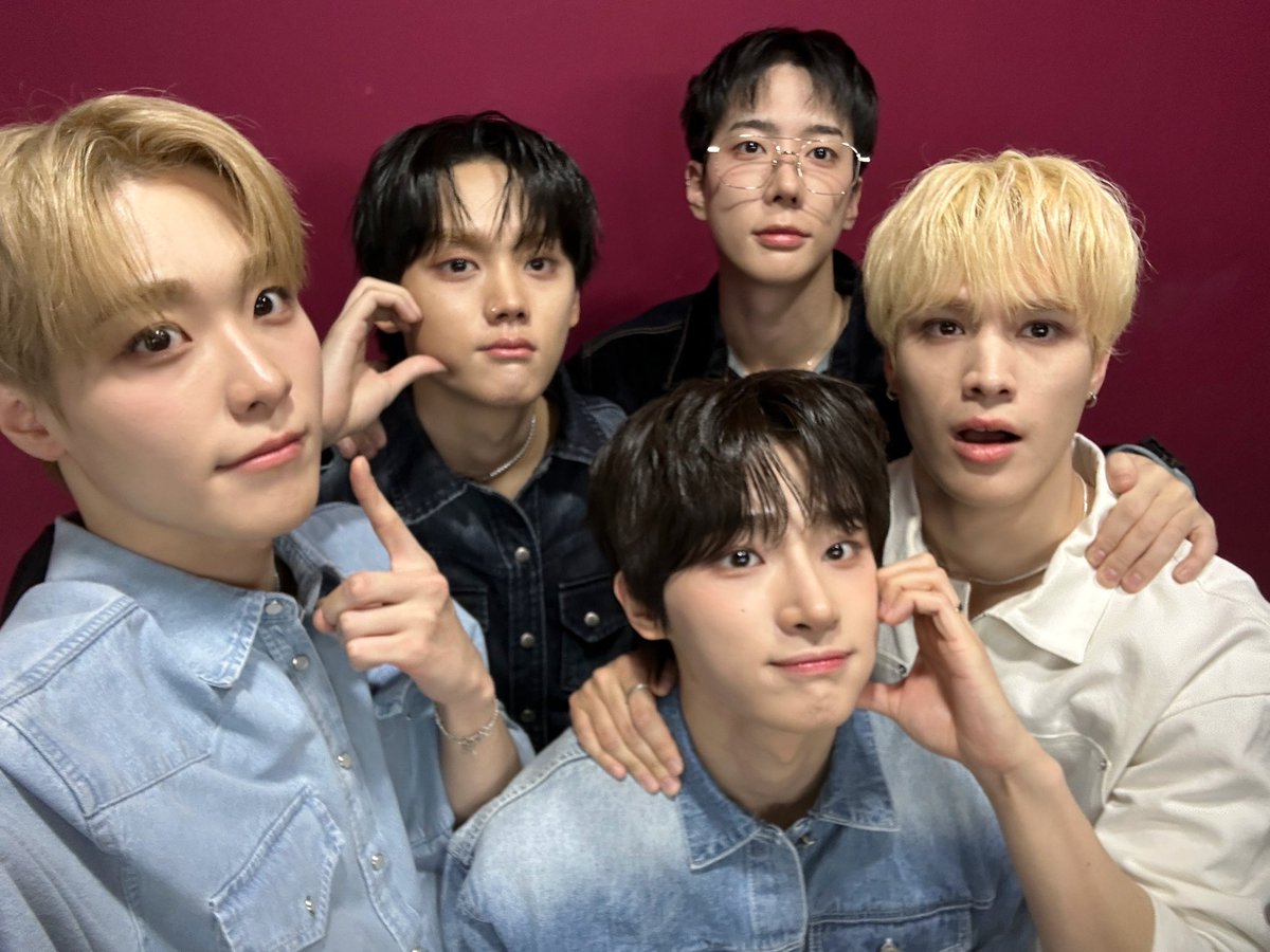 onepact_'s tweet photo. [💙_#원팩트]

오늘 일일팬매 어땠어?!
아침 일찍부터 함께해줘서 고마워꒰ᐡ⸝⸝ʚ̴̶̷̷ · ʚ̴̶̷̷⸝⸝꒱♥
1♥♥만큼 사랑해➰❤️

#ONEPACT #원팩트 https://t.co/CnqepWF30o
