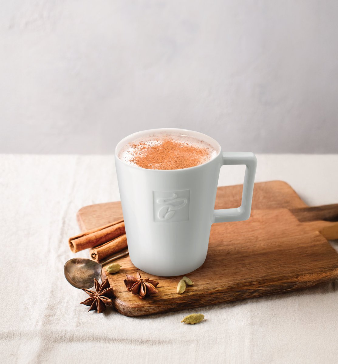 Kışın sıcak favorisi burada! ❄️☕ Tchibo mağazalarına uğra, sıcacık salebinle anın tadını çıkar!

#Tchibo