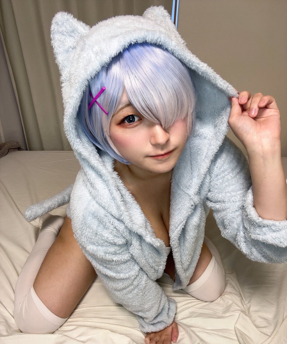 fu_cosplay31's tweet photo. ひっっっっっさしぶりに宅コスしました🐈‍⬛💙
https://t.co/4eSwEEC1NR https://t.co/chqy9Ncbjc