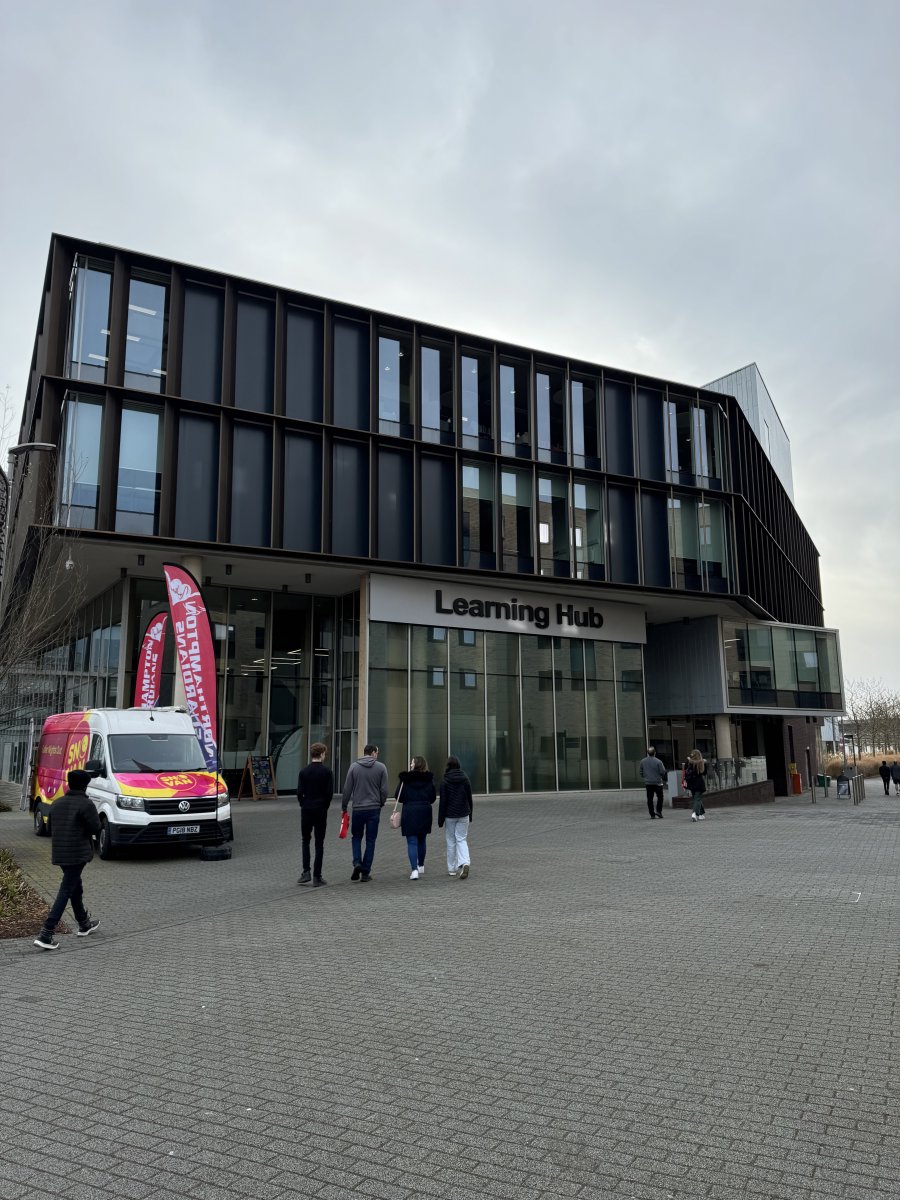 It’s Discovery Day at UON! 📚

#UON #Waterside