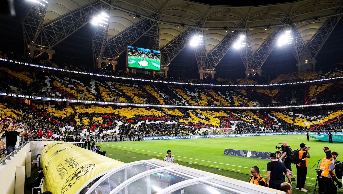 InsiderItti's tweet photo. 🚨حصلنا على مجموعة من تذاكر مواجهة كلاسيكو #الاتحاد أمام الهلال هذه الليلة وسنقوم بتوزيعها عشوائيًا من المنشن والريتويت.

• ⁠سيتم التواصل عبر الخاص
• الحضور المبكر وارتداء اللون الأصفر 💛. https://t.co/vQVpXxiHUD