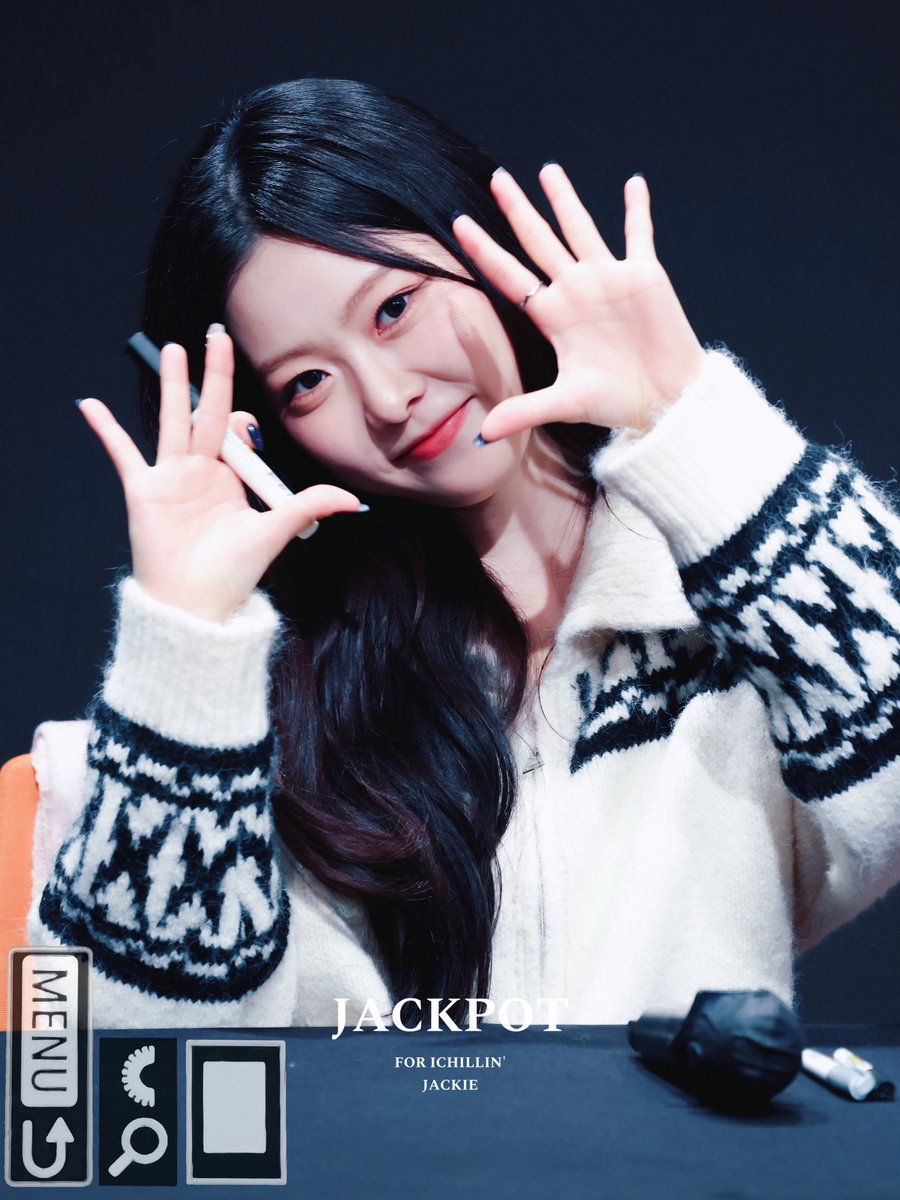 250222 PRE-1

사복 챙🫶

#ICHILLIN  #아이칠린 #쟄과콩나물 
#JACKIE #재키 #강채연 #jackjack