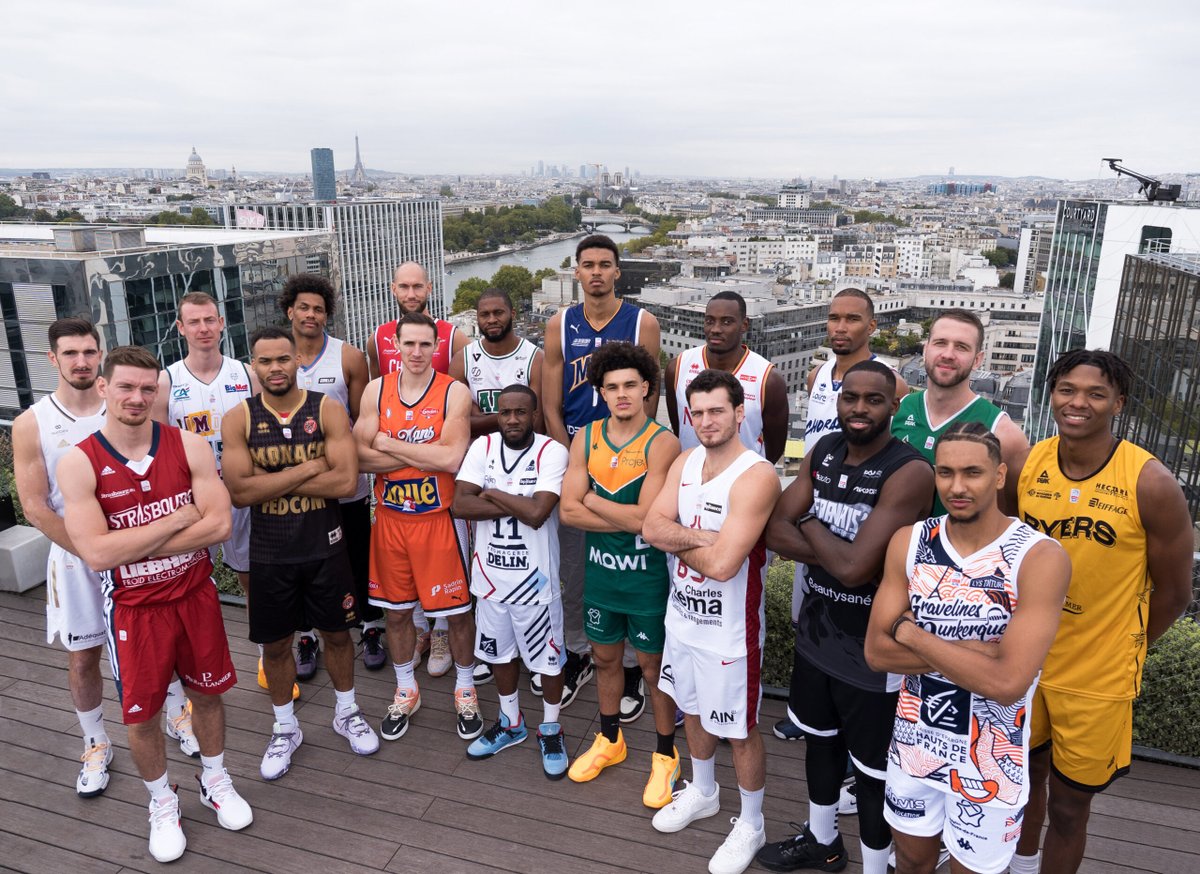 Ubmaillotbasket's tweet photo. Le championnat de France monte en puissance 🇫🇷
Vous êtes plutôt Betclic Elite ou NBA ?
#debat #nba #betclicelite #ubmb #unbonmaillotbasket #basket https://t.co/9awxqygTpB