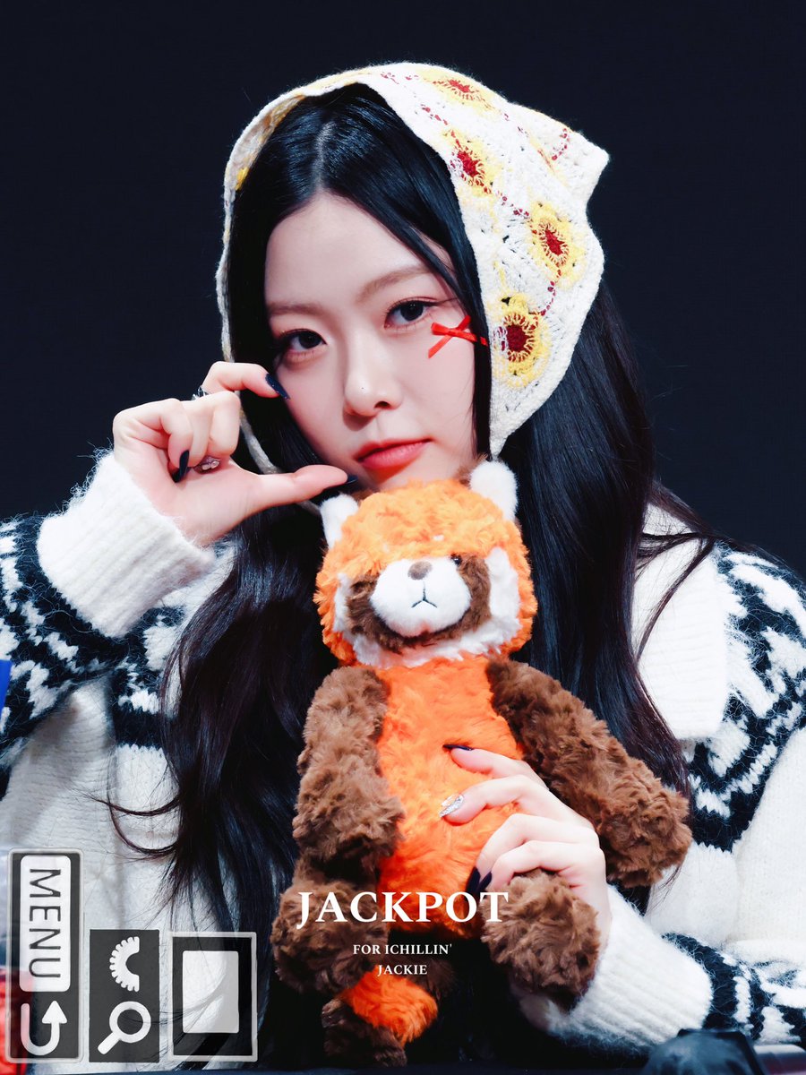 250222 PRE-3

오늘 사연있는 어떤 여자jpg.

#ICHILLIN  #아이칠린 #쟄과콩나물 
#JACKIE #재키 #강채연 #jackjack