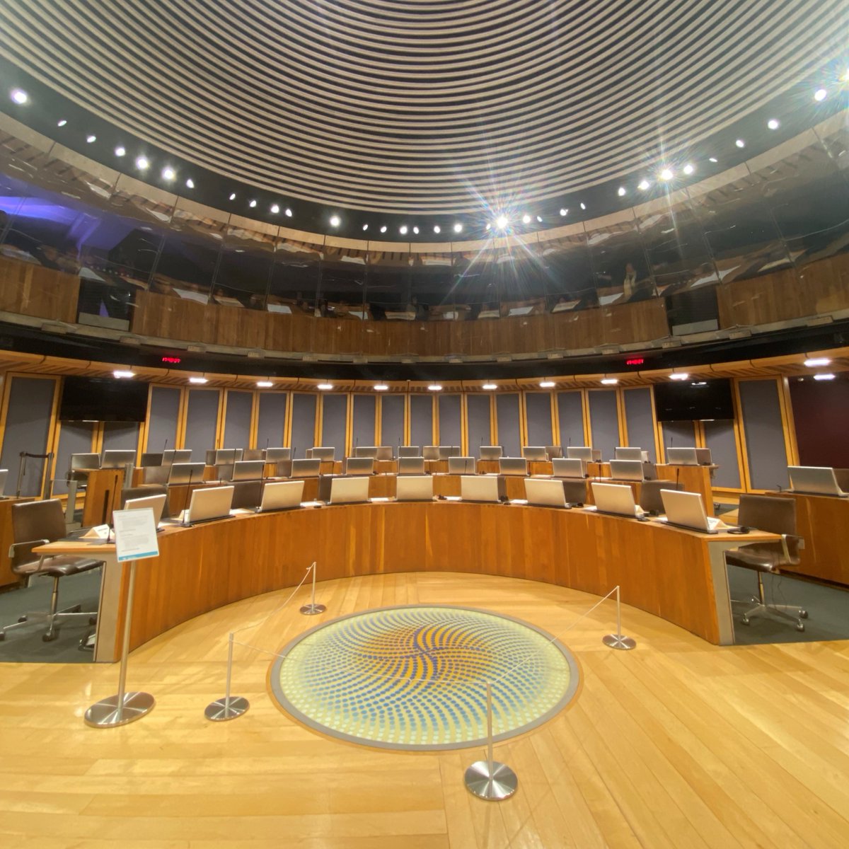 Ymunwch â ni yn FYW bore ma wrth i Senedd Ieuenctid Cymru gyfarfod yn Siambr y Senedd am y tro cyntaf.

Gwyliwch YN FYW am 10.00am ar senedd.tv